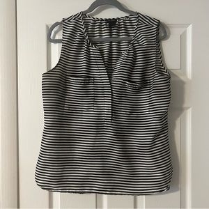 EUC Ann Taylor Factory Black/White Stripe Sleeveless Blouse Sz L